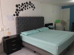 Studio King bed, downtown merida, air-conditioned